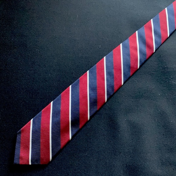 Authentic English Regimental Silk Tie - Picture 3 of 5